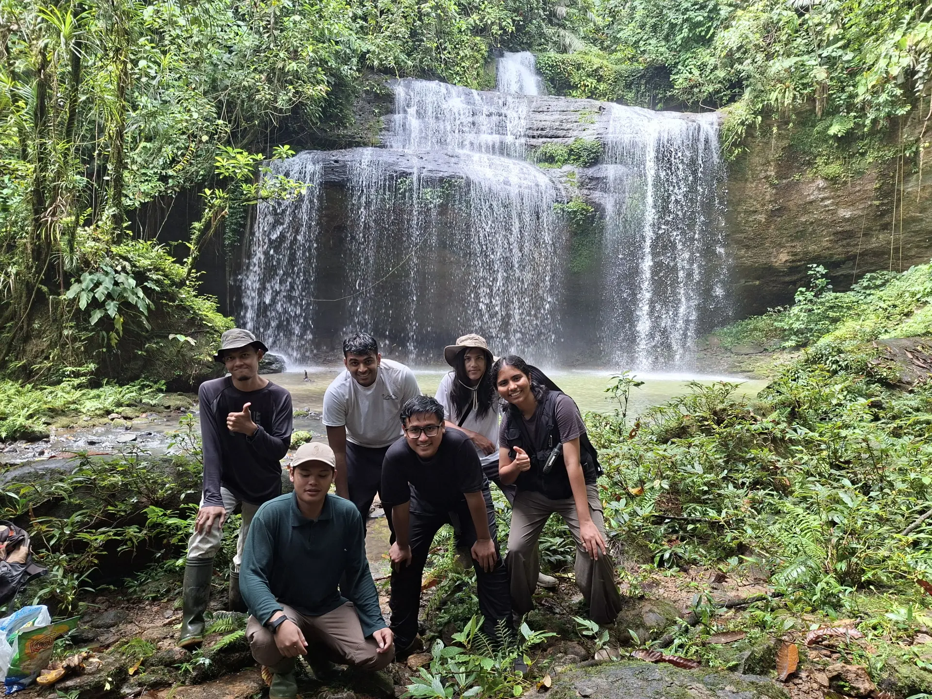 Kisah Wilmar Fatiha Ahmad: Mahasiswa Antropologi yang Menjelajah Restorasi Hutan dan Habitat Orangutan di YOSL-OIC
